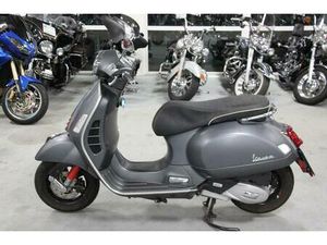 VESPA GTS 125 SUPERSPORT ABS B196 NUR 2,4LTR./100KM!