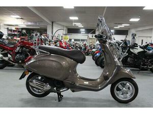 VESPA PRIMAVERA 50 TOURING ERST 3.000 KM!