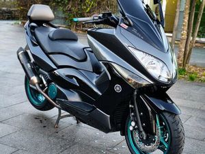 YAMAHA TMAX 500 ABS AGUALVA E MIRA-SINTRA