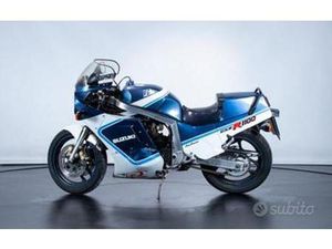 SUZUKI GSX R 1100 GSX 1100 R