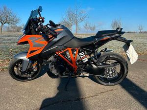 MOTORRAD KTM 1290 SUPERDUKE GT
