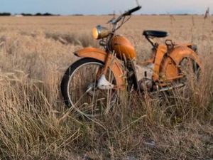 TAUSCHE ODER VERKAUFE SIMSON SR 2