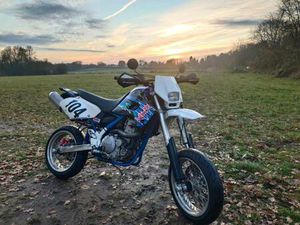 KAWASAKI KLX 650 A2 SUPERMOTO MIT REISENDURO SET