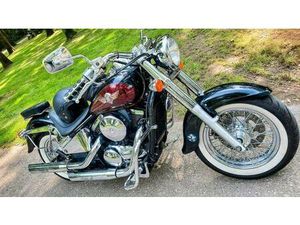 KAWASAKI VN 800/ TOP GEPFLEGT/ TÜV NEU/ VIELE EXTRAS