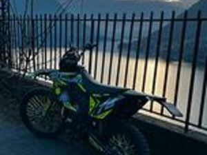 SUZUKI VALENTI RME 50 (80)