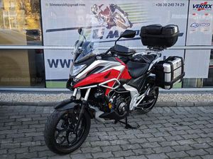 ABS/TC/MAGYAR/2.TULAJ/SZERVIZKÖNYV/FULL EXTRA!