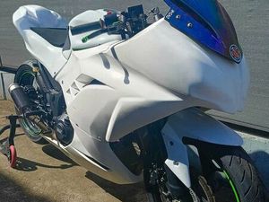 KAWASAKI NINJA 300 ABS Z 2015 R– WERSJA TOROWA WROCLAW ŚRÓDMIEŚCIE