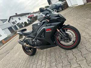 SUZUKI GSX-R 1000 K7