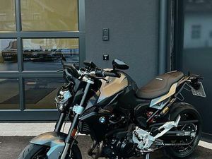MOTORRAD BMW F900R