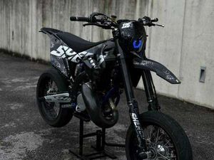 SE-R 125