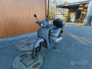 SCOOTER APRILIA SCARABEO 50