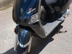 MOTORROLLER „BEELINE MEMORY“, SCHWARZ