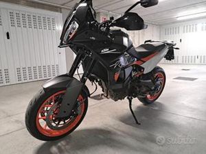 KTM 890 SMT