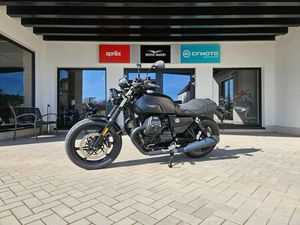 MOTO GUZZI V7 STONE / MODELL 2025