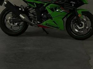 KAWASAKI NINJA 125 (2024) CANTON BERNE -