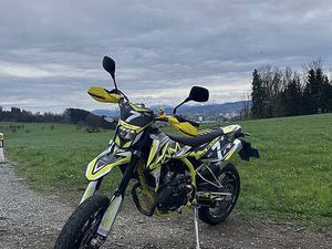 SWM SM 125R (SWISS EDITION) CANTON SAINT-GALL -