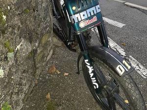 ICH VERKAUFE EINE FANTIC ISSIMO.VENDO ISSIMO POTENZ. FR 1100 CANTON TESSIN -