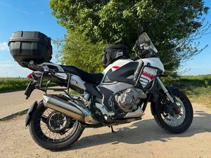 ② HONDA VFR1200XD CROSSTOURER DCT 2012