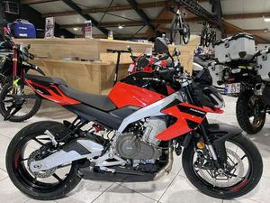 ② APRILIA TUONO 457