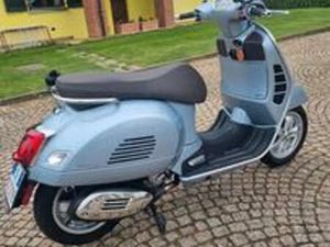 PIAGGIO VESPA 300 GTS - 2022