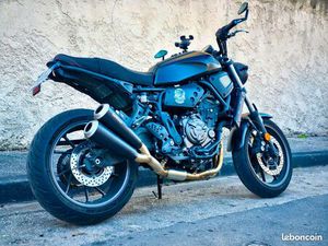YAMAHA XSR 700