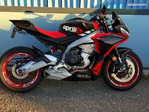 APRILIA TUONO 660
