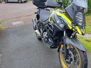 VEND SUZUKI 650 V STORM DL