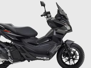 APRILIA SR GT 125 PROMO -1000EUROS GARANTIE 4 ANS