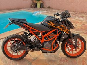 KTM DUKE 390