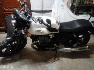MOTO GUZZI V7 II STONE
