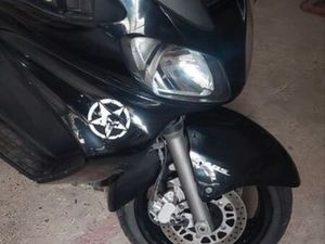 SCOOTER SUZUKI BURGMAN EXECUTIVE 650