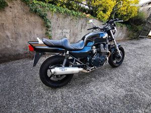 HONDA CB750 SEVEN FIFTY
