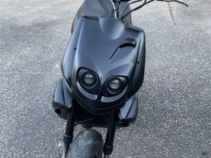 SCOOTER PEUGEOT TREKKER