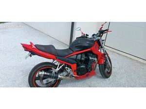 MOTO SUZUKI BANDIT 650