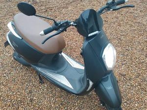 SCOOTER ÉLECTRIQUE 50