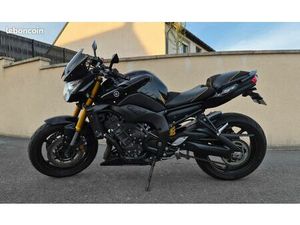YAMAHA FZ8 SP-R