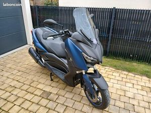 SCOOTER YAMAHA XMAX 300