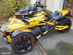 CAN AM SPYDER F3 DAYTONA
