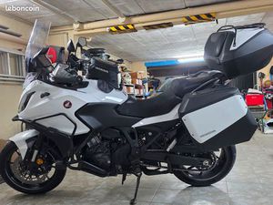 HONDA NT 1100 DCT