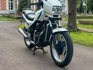 HONDA VT 500 E (PC11) COLLECTION - BON ÉTAT ET RÉVISÉE