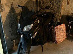 MBK SKYCRUISER 250 EN L'ETAT