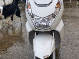 SCOOTER PEUGEOT KISBEE 4T