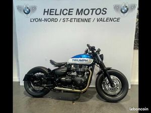TRIUMPH BONNEVILLE BOBBER 1200