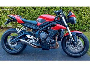 TRIUMPH STREET TRIPLE 660 S A2