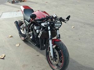 YAMAHA FAZER FZS 600 CAFE RACER