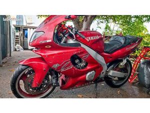 YAMAHA YZF600R THUNDERCAT 2001