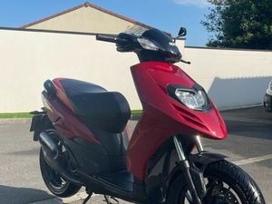 APRILIA 50 SR MOTARD