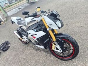 MOTO BMW S1000R