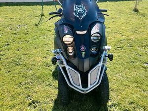 ÉCHANGE GILERA FUOCO 500 CC QUI CE CONDUIT AVEC LE PERMIS VOITURE