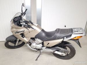 HONDA VARADERO 125CM3